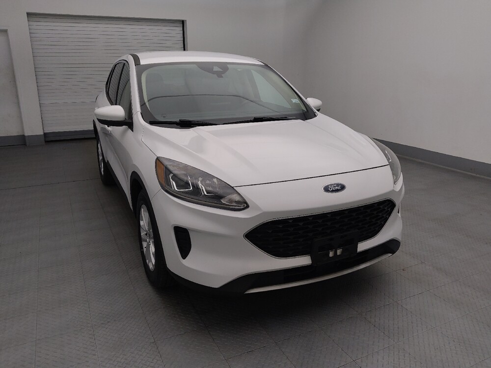 2020 Ford Escape in Wichita, KS 67207 - 18084198 14