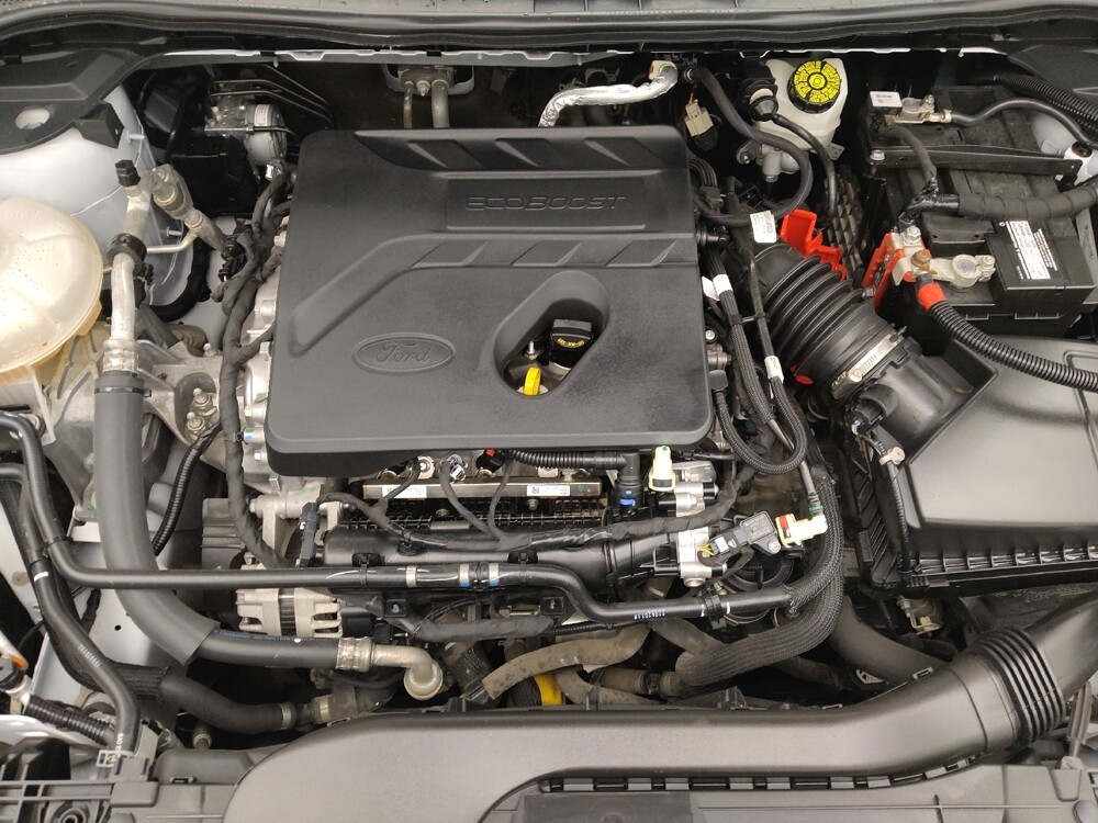 2020 Ford Escape in Wichita, KS 67207 - 18084198 30