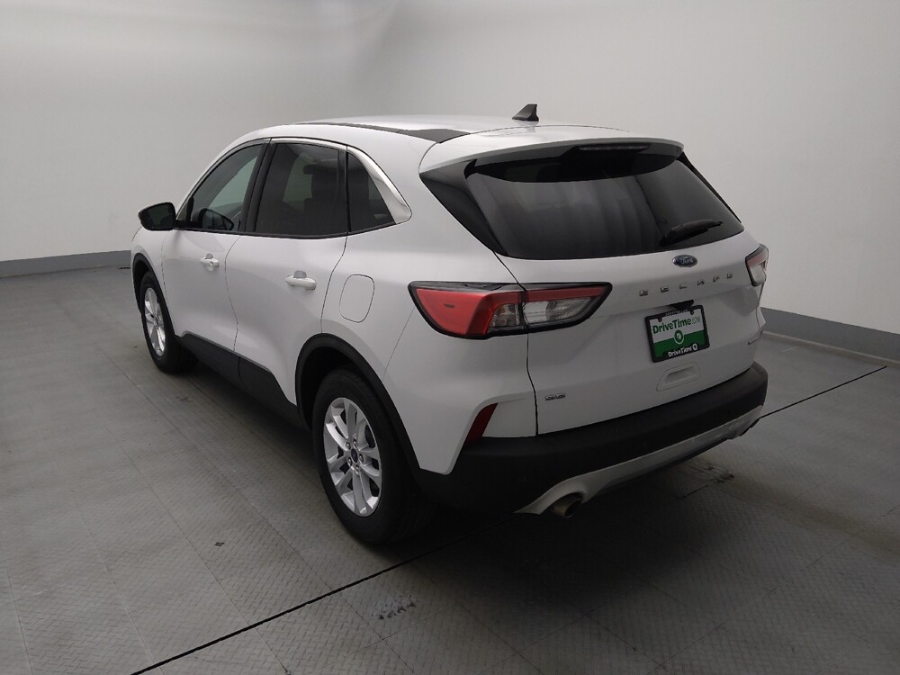 2020 Ford Escape in Wichita, KS 67207 - 18084198 5