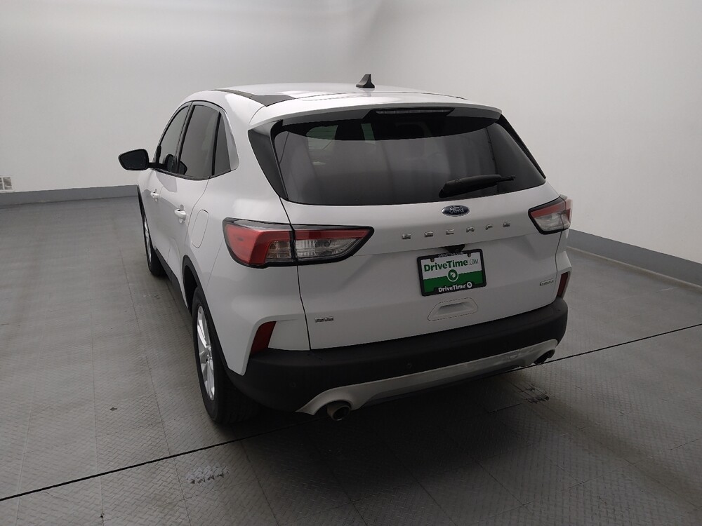 2020 Ford Escape in Wichita, KS 67207 - 18084198 6