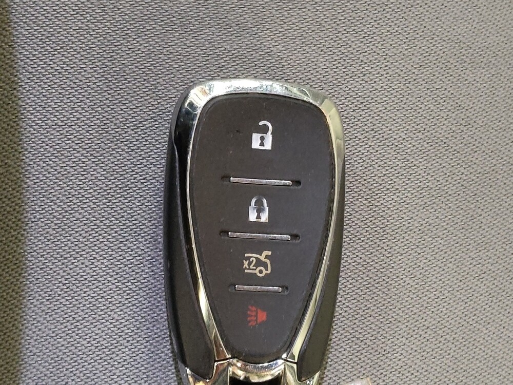 2020 Chevrolet Malibu in Fort Worth, TX 76116 - 18084206 32