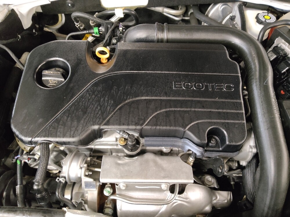 2020 Chevrolet Malibu in Fort Worth, TX 76116 - 18084206 30