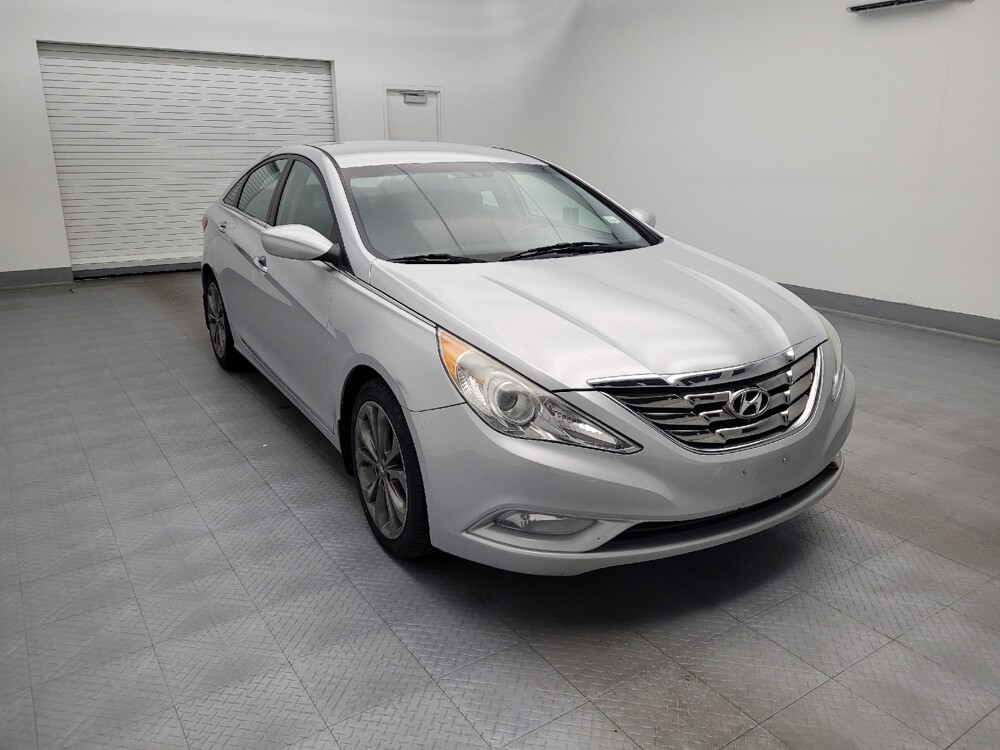 2013 Hyundai Sonata in Miamisburg, OH 45342 - 18084217 13