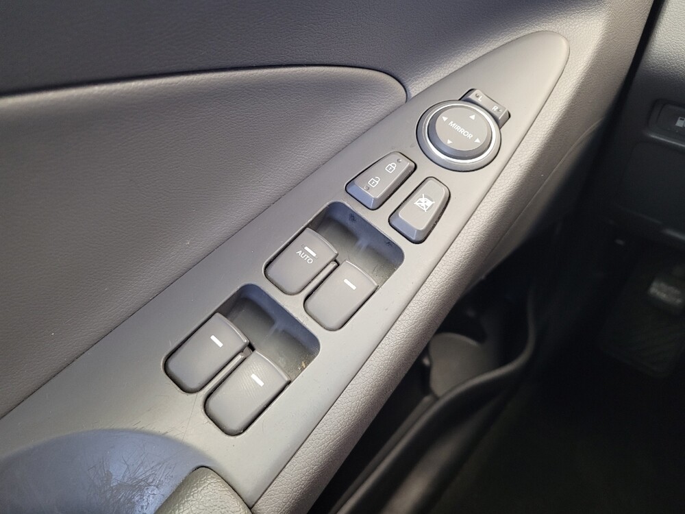 2013 Hyundai Sonata in Miamisburg, OH 45342 - 18084217 27