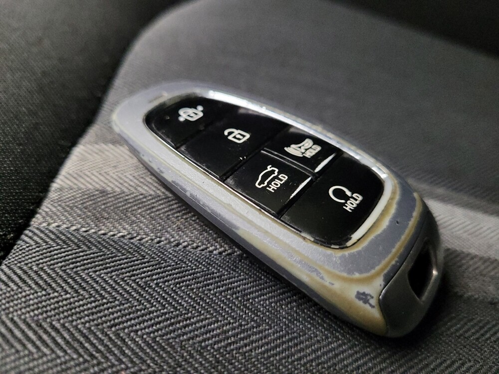 2020 Hyundai Sonata in Mesa, AZ 85210 - 18084221 32