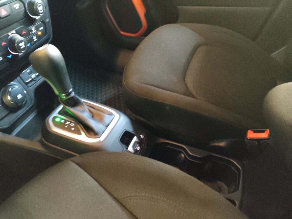 2019 Jeep Renegade in Greenville, NC 27834 - 18084223 26