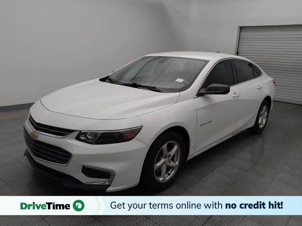 2018 Chevrolet Malibu in Houston, TX 77074 - 18084226