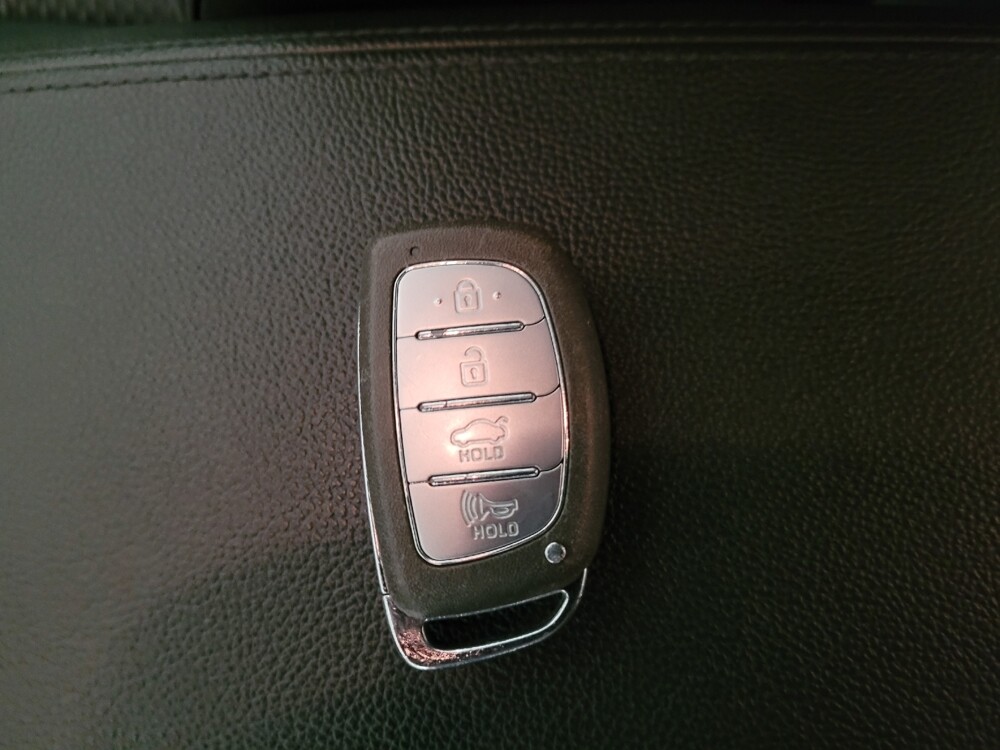 2019 Hyundai Sonata in Montclair, CA 91763 - 18084234 32