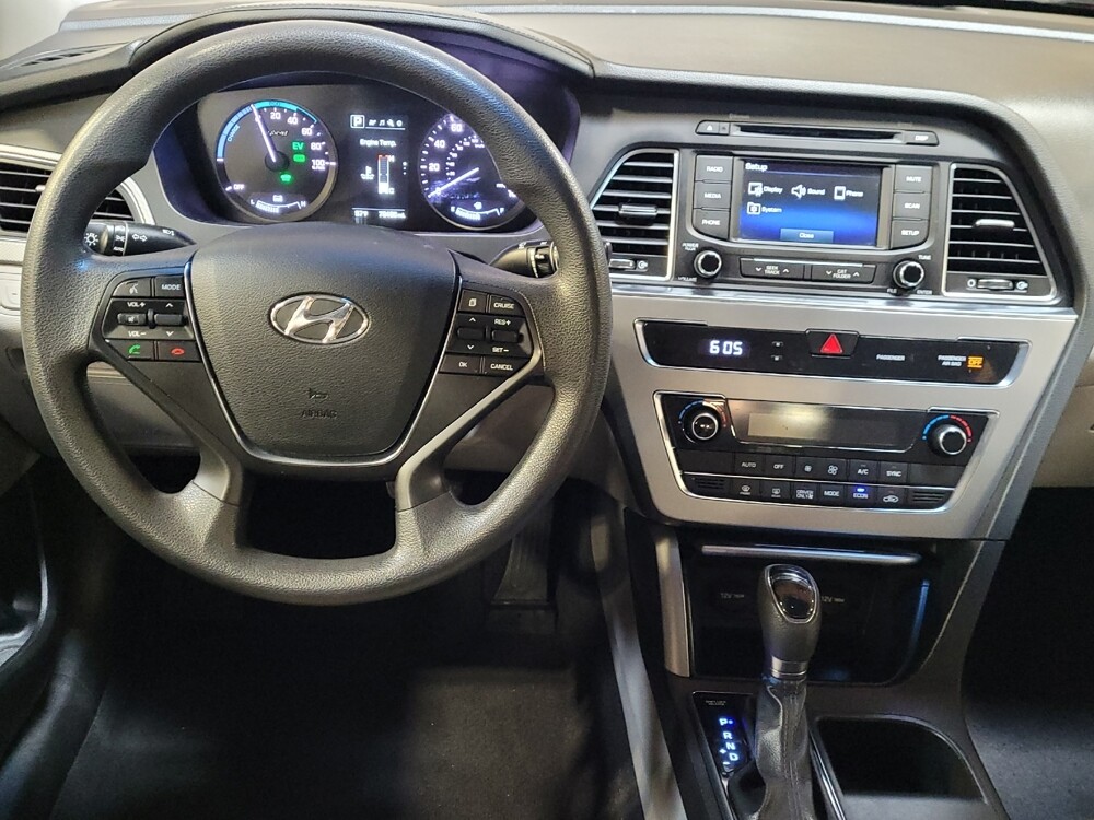 2016 Hyundai Sonata in Montclair, CA 91763 - 18084239 22