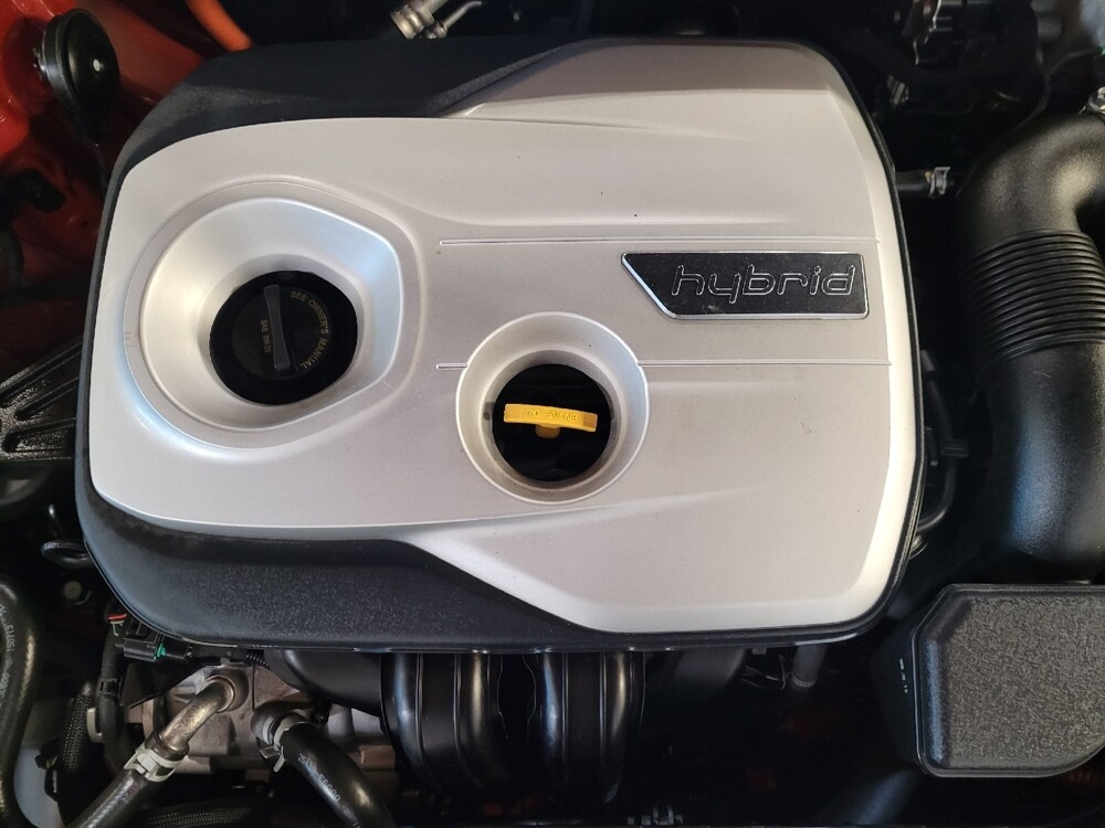 2016 Hyundai Sonata in Montclair, CA 91763 - 18084239 30