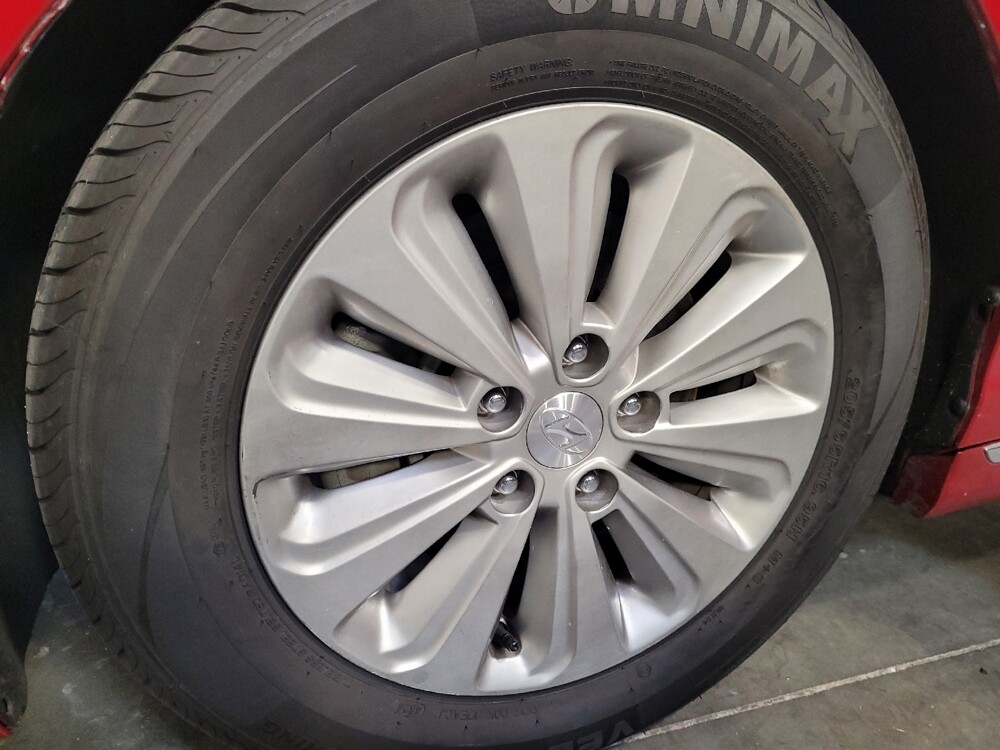 2016 Hyundai Sonata in Montclair, CA 91763 - 18084239 31