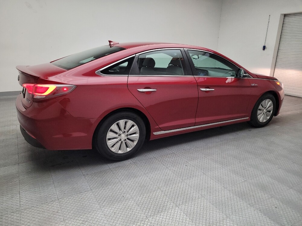 2016 Hyundai Sonata in Montclair, CA 91763 - 18084239 10