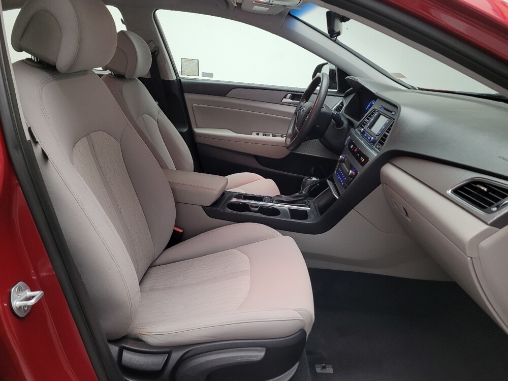 2016 Hyundai Sonata in Montclair, CA 91763 - 18084239 21