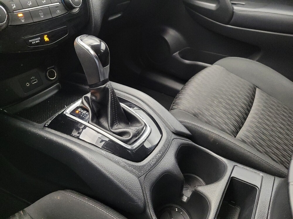 2018 Nissan Rogue in Maple Heights, OH 44137 - 18084241 26