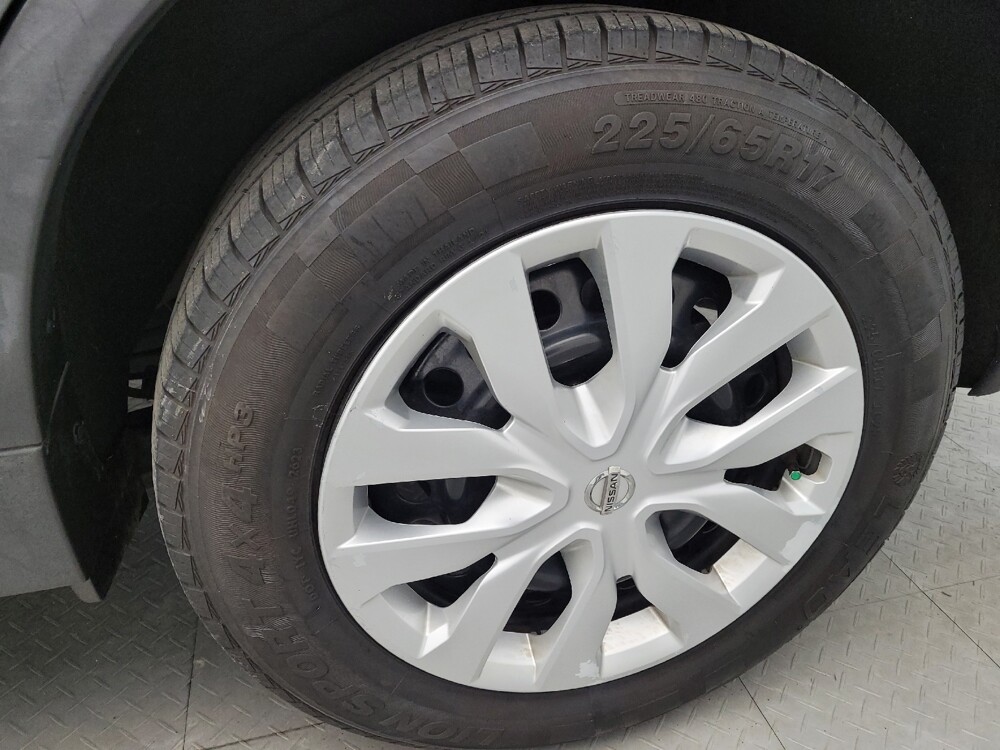 2018 Nissan Rogue in Maple Heights, OH 44137 - 18084241 31