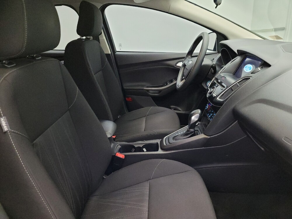 2018 Ford Focus in Mesa, AZ 85210 - 18084260 21