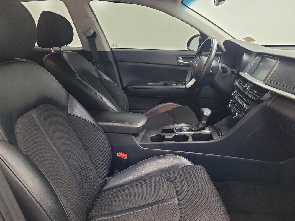 2019 Kia Optima in Madison, TN 37115 - 18084273 21