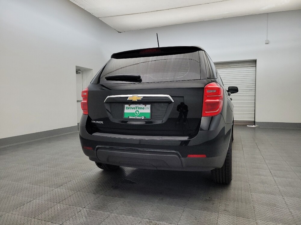2017 Chevrolet Equinox in Glendale, AZ 85301 - 18084275 7