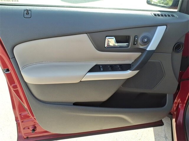 2014 Ford Edge in Troy, IL 62294-1376 - 18084277 17