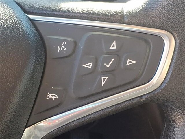 2018 Chevrolet Equinox in Troy, IL 62294-1376 - 18084278 15