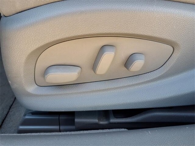 2015 Chevrolet Impala in Troy, IL 62294-1376 - 18084282 21