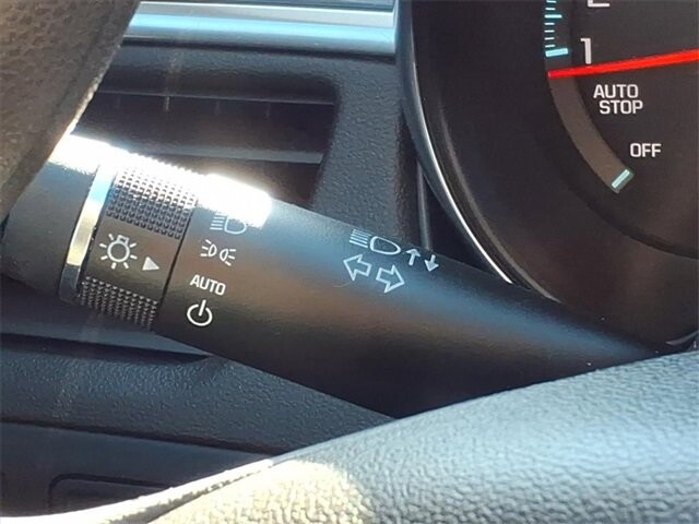 2015 Chevrolet Impala in Troy, IL 62294-1376 - 18084282 11