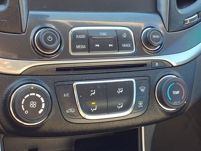 2015 Chevrolet Impala in Troy, IL 62294-1376 - 18084282 7