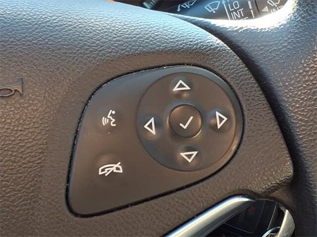 2015 Chevrolet Impala in Troy, IL 62294-1376 - 18084282 14