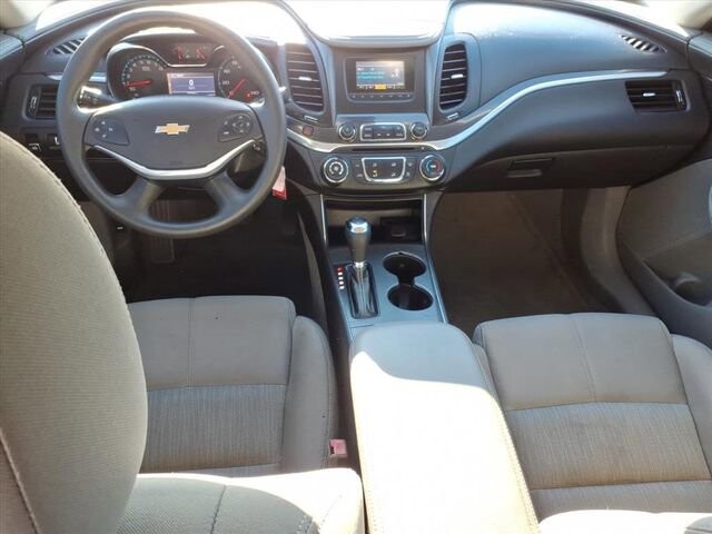 2015 Chevrolet Impala in Troy, IL 62294-1376 - 18084282 4