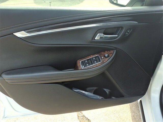 2014 Chevrolet Impala in Troy, IL 62294-1376 - 18084283 18