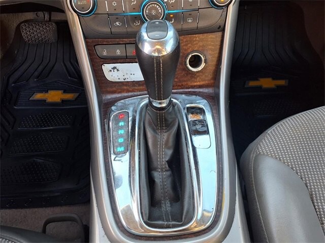 2013 Chevrolet Malibu in Troy, IL 62294-1376 - 18084289 35