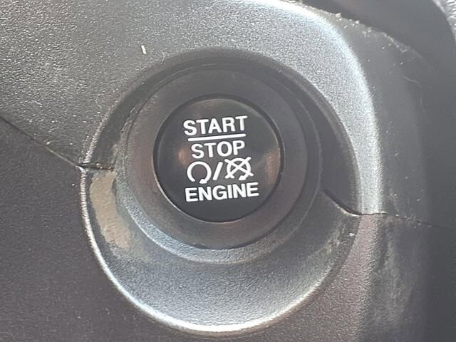 2018 Jeep Compass in Troy, IL 62294-1376 - 18084290 10