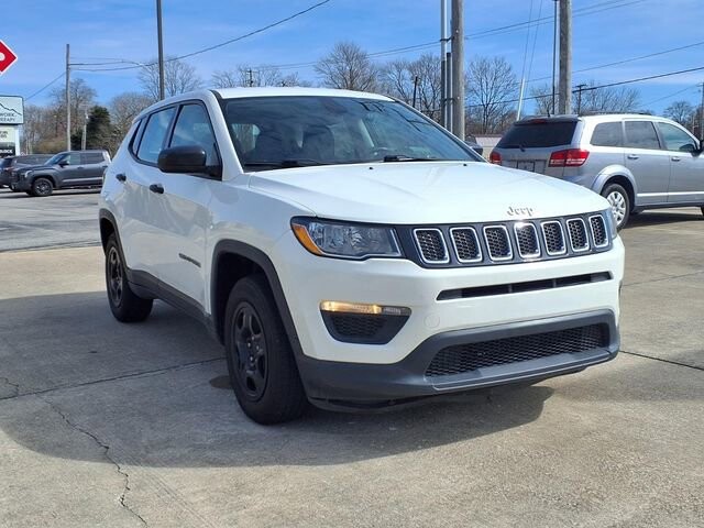 2018 Jeep Compass in Troy, IL 62294-1376 - 18084290 25