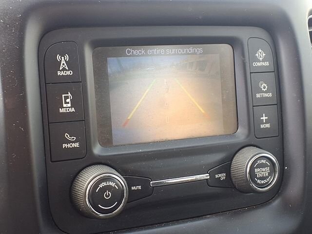 2018 Jeep Compass in Troy, IL 62294-1376 - 18084290 6