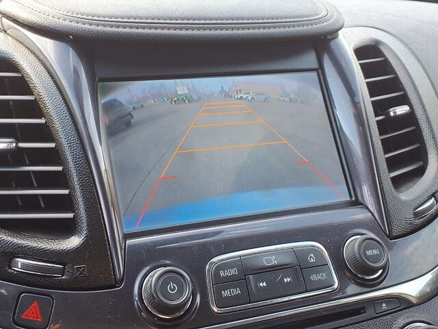 2014 Chevrolet Impala in Troy, IL 62294-1376 - 18084291 7