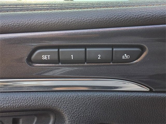 2014 Chevrolet Impala in Troy, IL 62294-1376 - 18084291 19