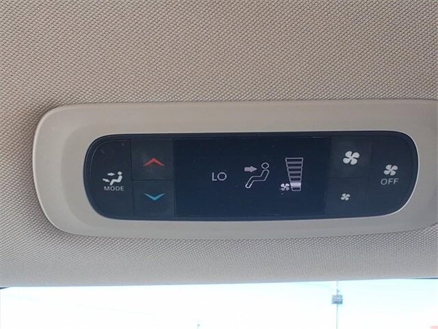 2017 Chrysler Pacifica in Troy, IL 62294-1376 - 18084292 25