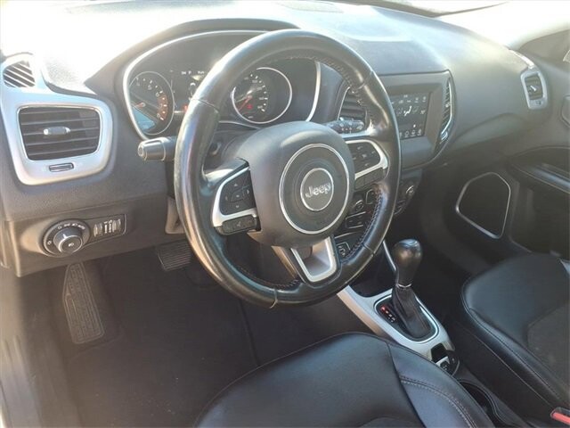 2020 Jeep Compass in Troy, IL 62294-1376 - 18084293 5