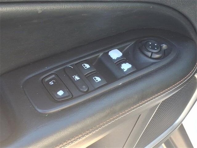 2020 Jeep Compass in Troy, IL 62294-1376 - 18084293 19