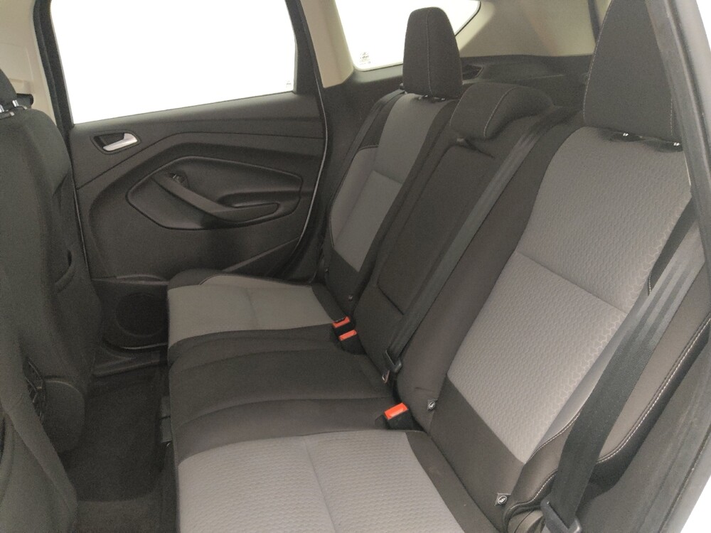 2019 Ford Escape in Hialeah, FL 33014 - 18084310 18
