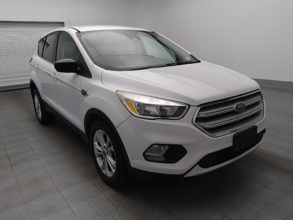 2019 Ford Escape in Hialeah, FL 33014 - 18084310 13