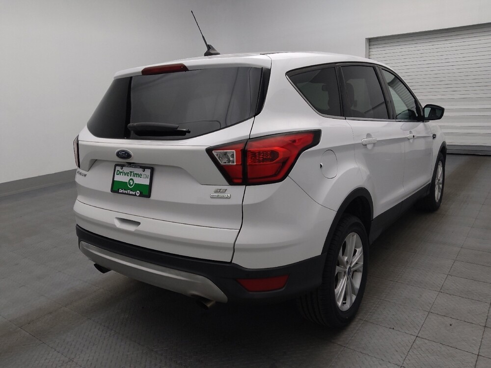 2019 Ford Escape in Hialeah, FL 33014 - 18084310 9