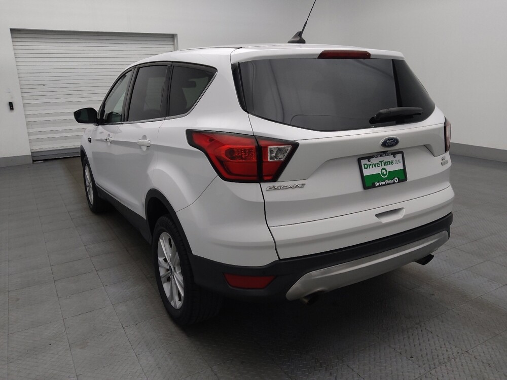 2019 Ford Escape in Hialeah, FL 33014 - 18084310 5