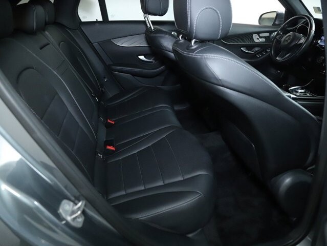 2018 Mercedes-Benz GLC 300 in Bedford, OH 44146 - 18084312 34