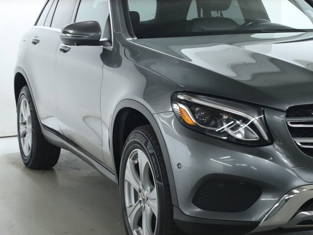 2018 Mercedes-Benz GLC 300 in Bedford, OH 44146 - 18084312 8