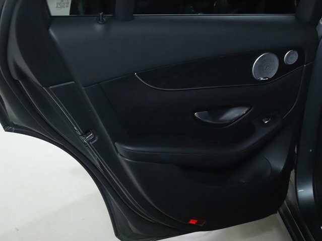 2018 Mercedes-Benz GLC 300 in Bedford, OH 44146 - 18084312 13