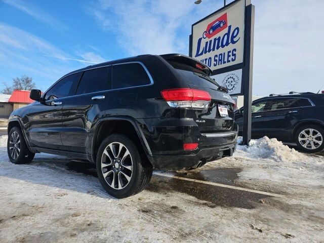 2017 Jeep Grand Cherokee in Wadena, MN 56482 - 18084317 10