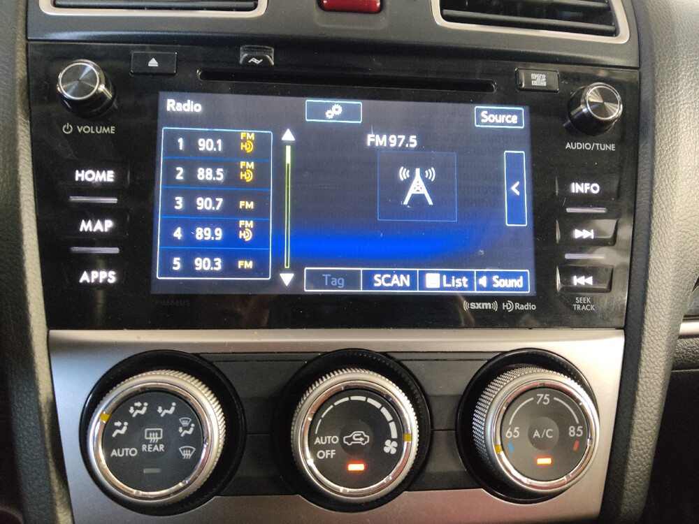 2017 Subaru Crosstrek in Stone Mountain, GA 30083 - 18084323 25