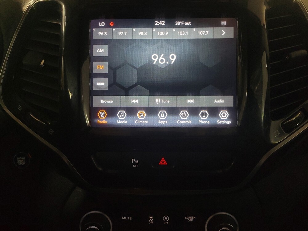 2020 Jeep Cherokee in Stone Mountain, GA 30083 - 18084324 25