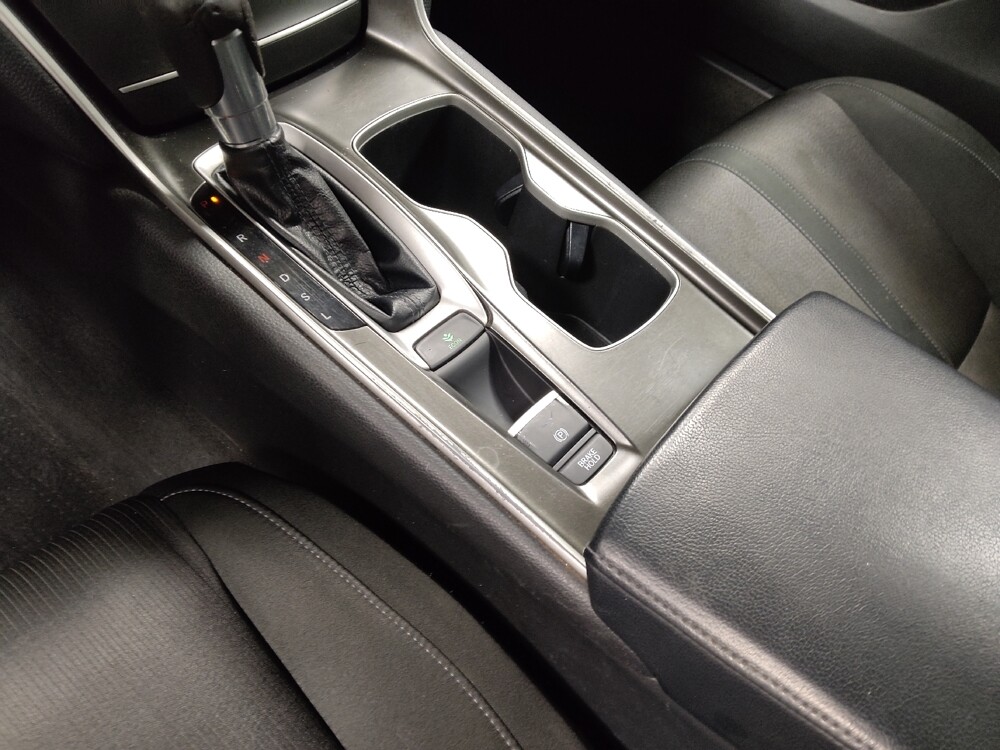 2018 Honda Accord in Morrow, GA 30260 - 18084325 26